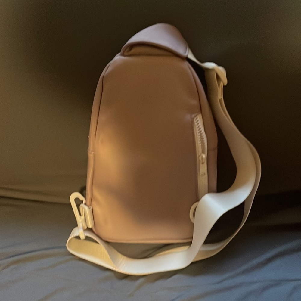 Mini BackPack - Picture 2 of 2